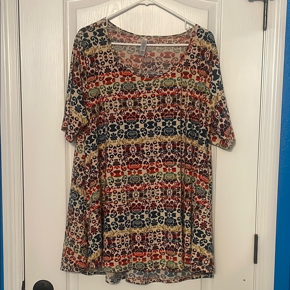 Lularoe Perfect T Multicolor Patterned Women's Swing Tunic Top